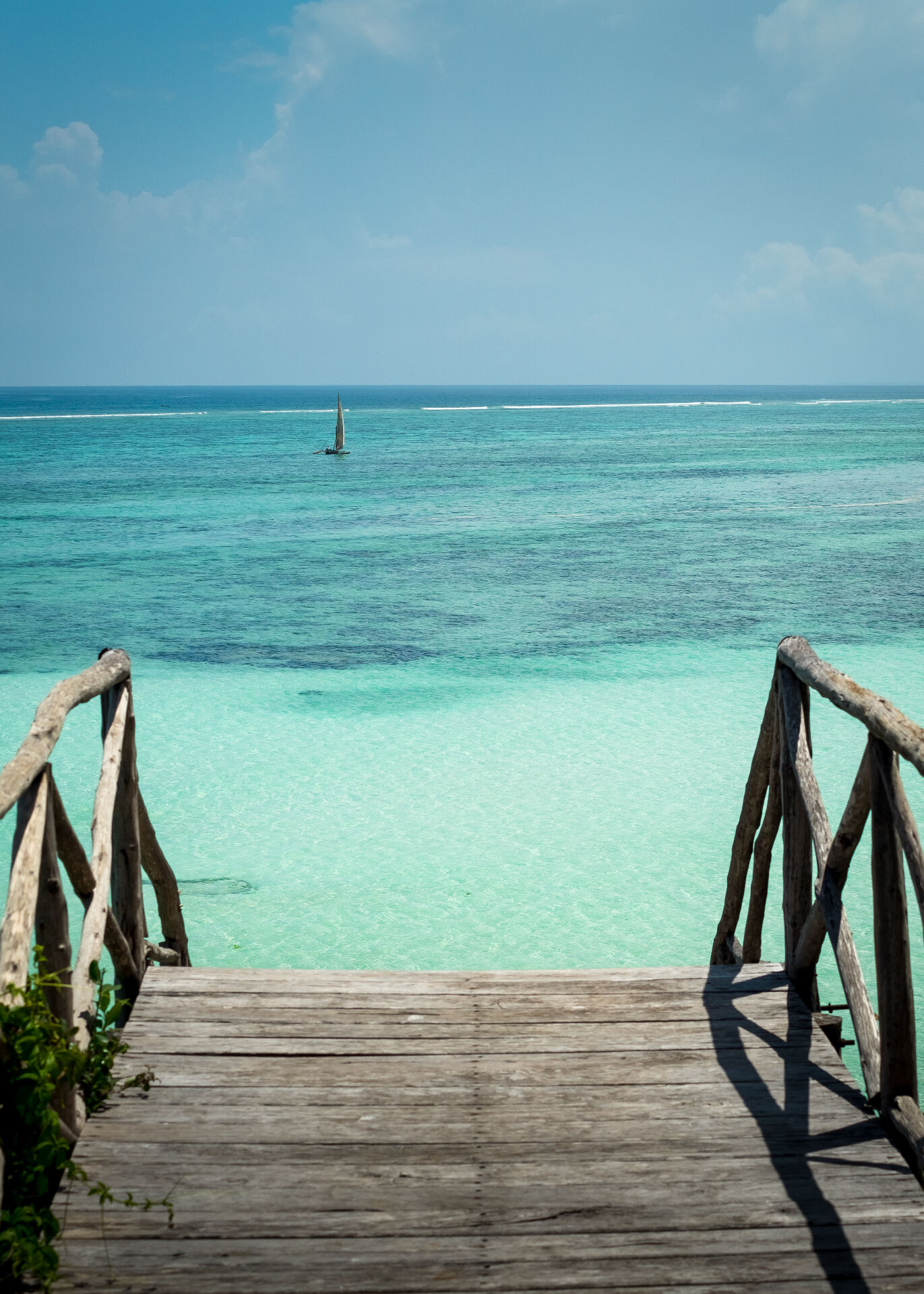 Seasons Residences, Pongwe — turquoise lagoon